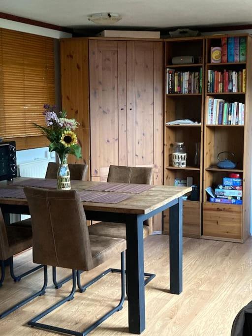 Welcome, Relax And Enjoy Your Stay Putten Eksteriør bilde